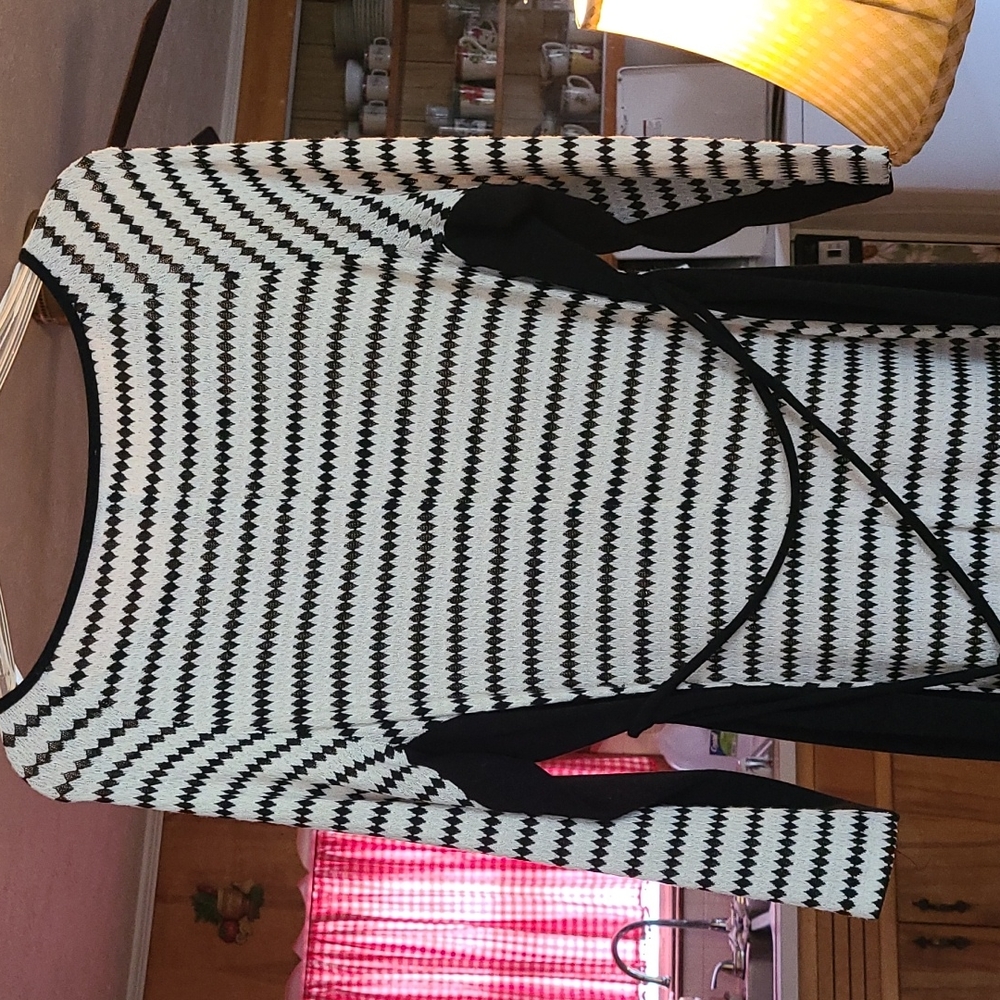 Ladies Studio One Dress - Picture 8 of 9